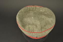 Mutze M1907 feldgrau d'infanterie prussienne. Model 1907 feldgrau visor cap of Prussian infantry — miniature 6