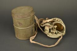 Masque anti gaz allemand Gummimaske 1916. German Model 1916 rubber gas mask — miniature 7
