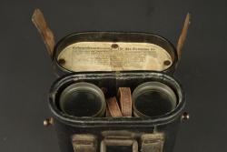 Jumelles et porte carte allemands. German binoculars and map case — miniature 3