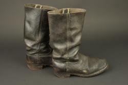 Paire de bottes allemandes. Pair of German boots — miniature 4