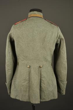 Feldrock 07-14 d'un sous officier du 49 Feldartillerie du Württemberg. Model 1907/14 Feldrock tunic of a non-commissioned officer of the 49th Württemberg Field Artillery Regiment. — miniature 16
