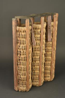 Panier en osier pour 3 coups de 77mm allemand. Wicker basket for three German 77 mm shells. — miniature 4