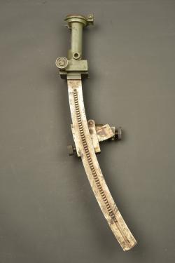 Support de visée pour canon allemand de 77mm. Sight mount for a German 77 mm field gun. — miniature 8