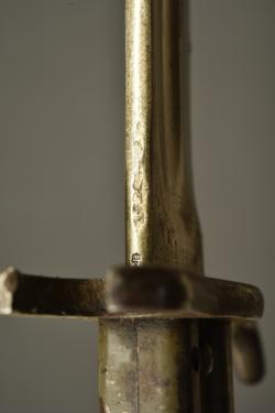 Baïonnette ersatz avec porte fourreau. Ersatz bayonet with frog. — miniature 2