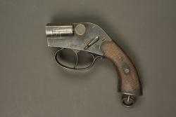 Pistolet de signalisation Eisfeld pour aviateur allemand. Eisfeld signal pistol for a German aviator. — miniature 1