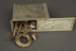 Accessoires MG08 et container de tir à blanc. MG08 accessories and blank firing container. — miniature 2
