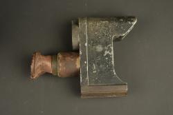 Lunette ZF12 pour mitrailleuse MG08 dans son étui. ZF12 scope for MG08 machine gun with its case. — miniature 4