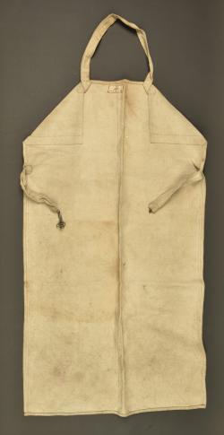 Tablier de travail allemand avec étiquette mitrailleur. German work apron with machine gunner label — miniature 3
