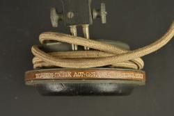 Ecouteur téléphonique allemand dans son étui cuir. German telephone receiver in its leather case — miniature 3