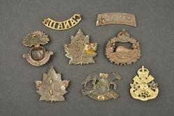 Lot de 8 insignes Canadiens. Lot of 8 Canadian badges — miniature 2