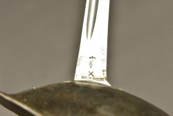 Sabre troupe de cavalerie anglais modèle 1908 avec sa poche à fer. British Pattern 1908 cavalry trooper’s sword with horseshoe pouch — miniature 6