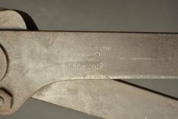 Lot anglais outil individuel et pinces. British lot including entrenching tool and wire cutters — miniature 6