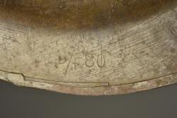 Casque anglais MkI nominatif. Named British MkI helmet — miniature 4