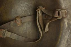 Coque de casque anglais Brodie 1er type. First pattern British Brodie helmet shell — miniature 2