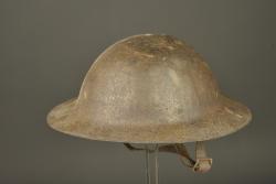 Coque de casque anglais Brodie 1er type. First pattern British Brodie helmet shell — miniature 4