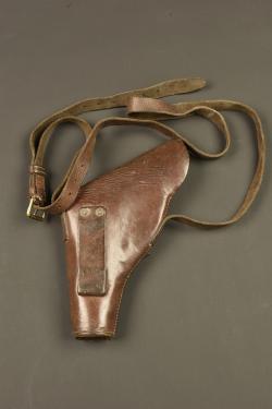Lance fusée Webley et Scott dans son étui. Webley & Scott flare pistol in its holster — miniature 2
