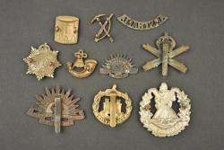 Lot de 10 insignes australiens et anglais. Lot of 10 Australian and British badges — miniature 2