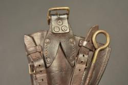 Etui et cartouchière de Webley pour tankiste ou mitrailleur anglais. Webley holster and ammunition pouch for British tanker or machine gunner — miniature 3